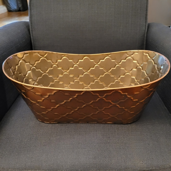 Metal planter tub - Picture 4 of 5